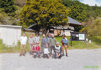 ある日の草刈り隊（小倉城下・大福寺前）